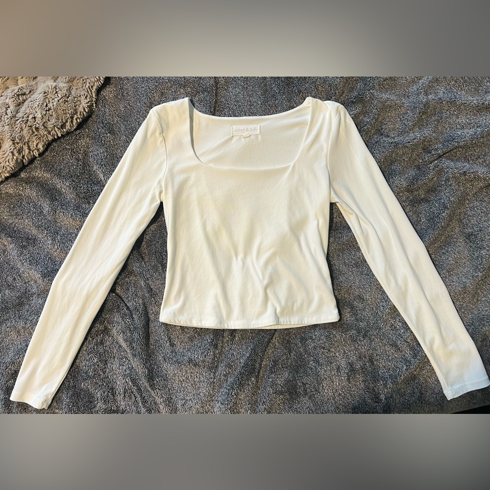 Olive & Oak Cream Long Sleeve Top